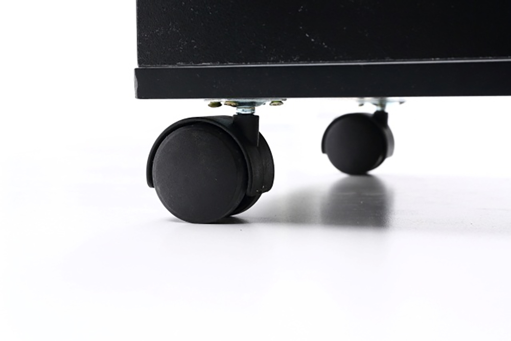 Three-Drawers Cabinet 三屉柜