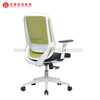 豪华电脑桌办公室网布 Ergo 椅子带轮子制造商